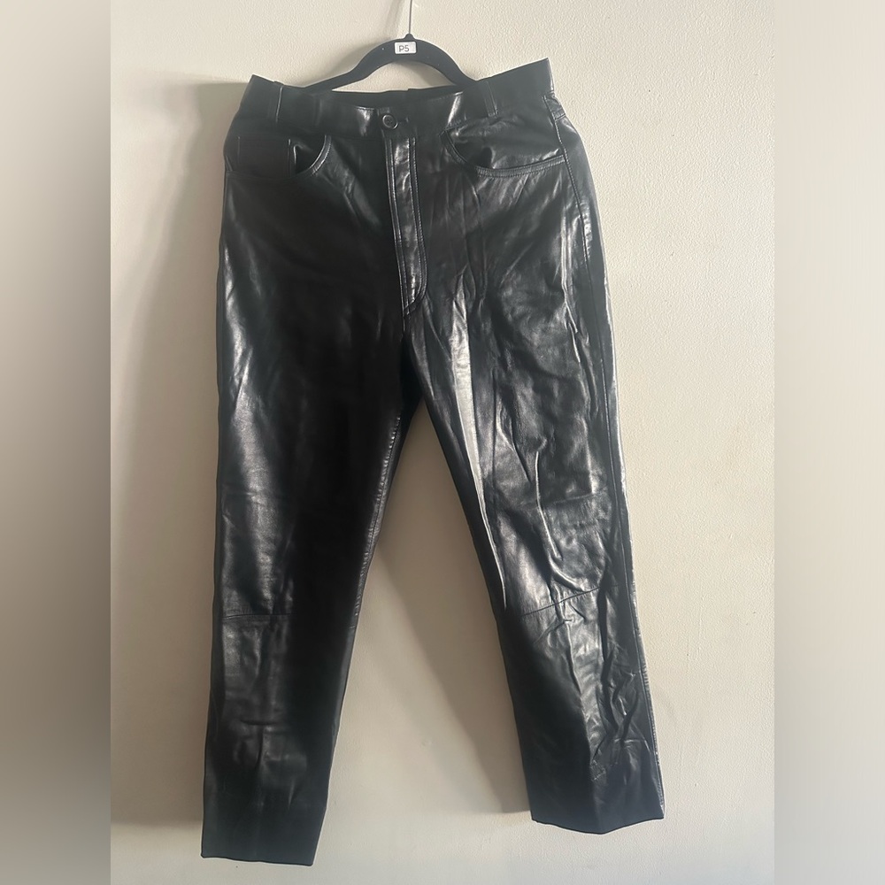Verducci Classic Black Leather Women’s Pants Size 14 fits like 10-12